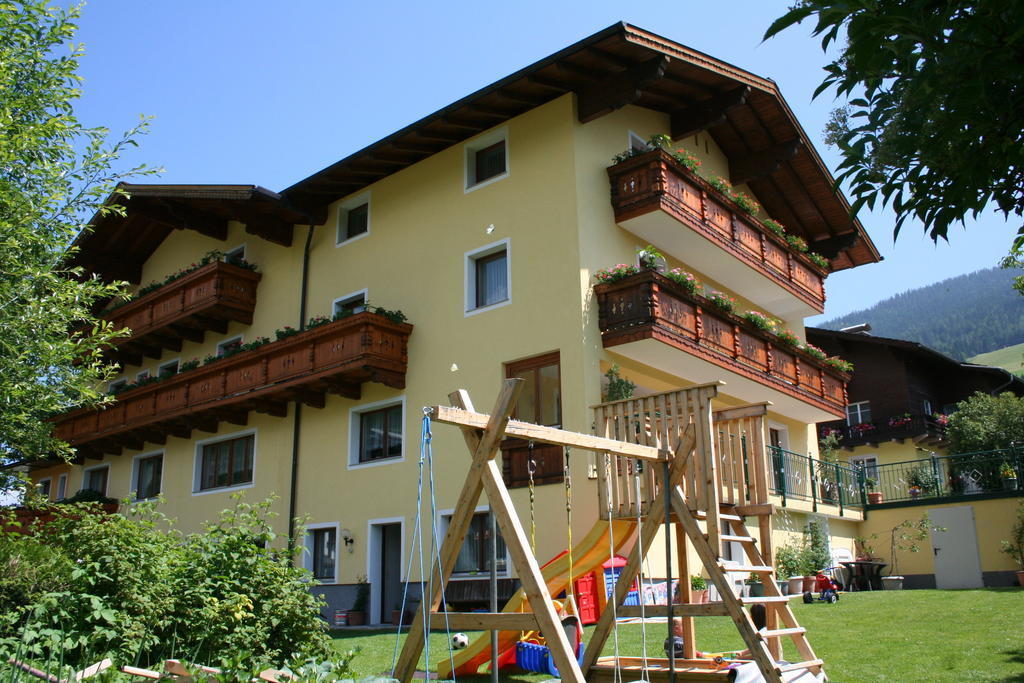 Hotel Pension Barbara Sankt Martin am Tennengebirge Exterior photo